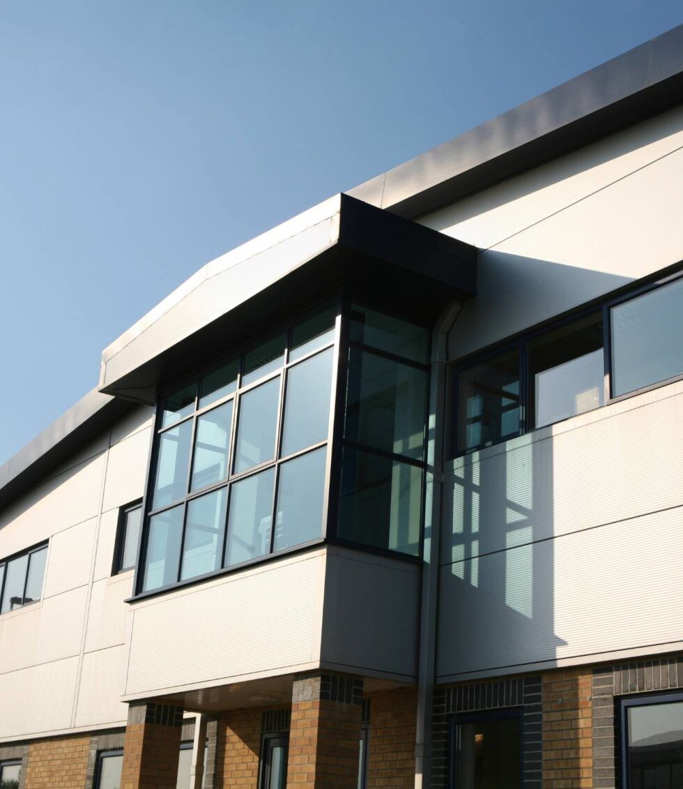Must Have: diseño de oficinas en naves industriales - Adeyaka - Don't ...